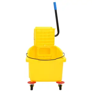 Găleată de mop cu storcător și roți galben 36 L polipropilenă - Găleata de mop cu storcător și roți este o alegere excelentă pentru curățarea eficientă a podelelor sau pentru curățarea mizeriei. Material durabil: P...