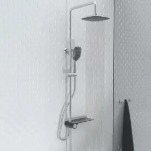 SCHÜTTE Set de duș cu tavă laterală „AQUASTAR”, crom-antracit - Transformați-vă baia într-o oază de wellness cu acest set de duș de calitate AQUASTAR, de la SCHÜTTE! Sistemul de duș este realizat din metal și are o...