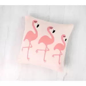 Perna Decor Bumbac Flamingo Roz - Ofera o nota de caldura si stil camerei copilului cu perna din bumbac tricotat de la Bizzi Growin! Husa exterioara a pernutei este detasabila, permitand curatarea constanta a pernutei. Compozitie: Bumbac 100% Dimensiune: 35 x 35 cm Nu este recomanada asezarea pernelor sau paturilor in patutul copiilor mai mici de 3 ani, fara supravegherea stricta a unui adult.