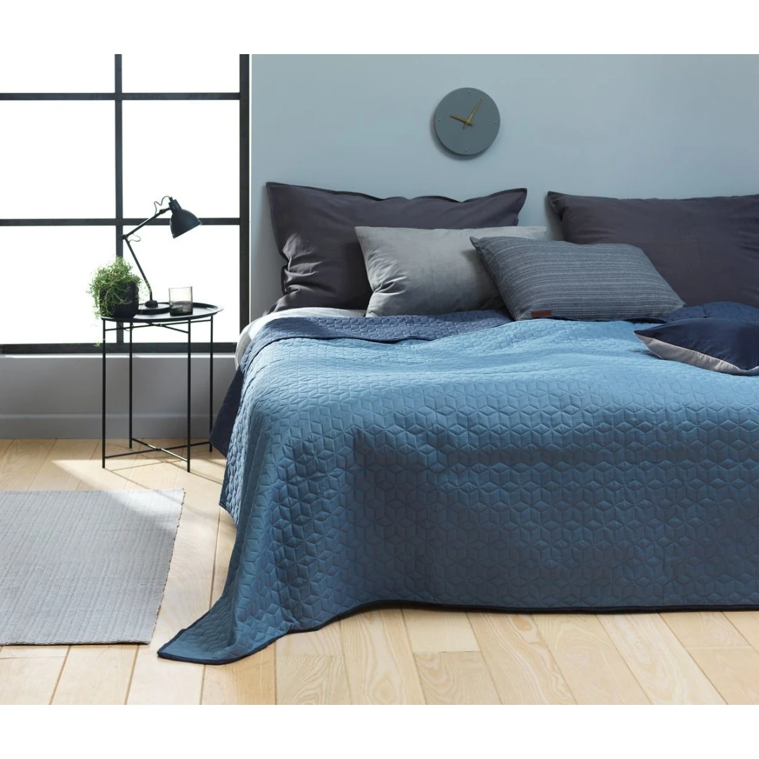 Cuvertura de pat sau canapea, reversibila, cu doua fete, rezistenta la uzura, matlasata, albastru, 160 x 220 - 