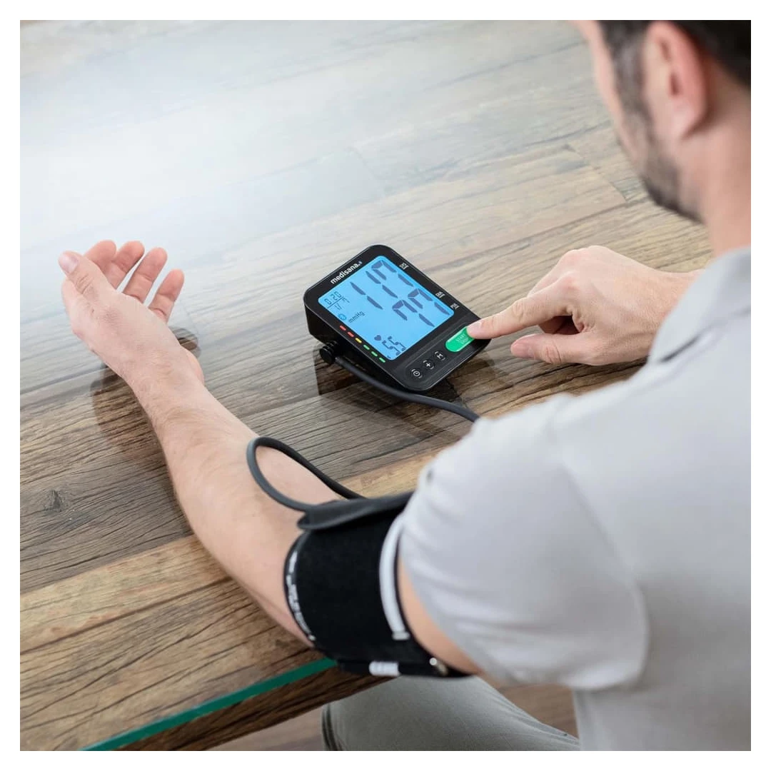 Medisana Tensiometru pentru braț „BU 580 Connect”, negru - Cu tensiometrul BU 580 Connect, de la Medisana, puteți monitoriza tensiunea arterială în confortul propriei case și vă puteți gestiona sănătatea. Tehn...