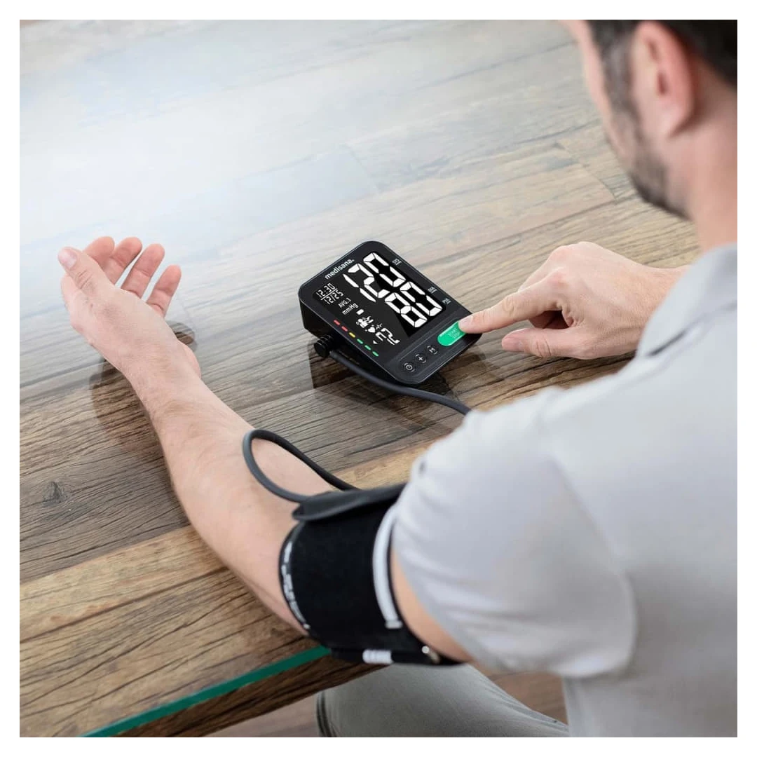 Medisana Tensiometru pentru braț „BU 582 Connect”, negru - Cu tensiometrul BU 582 Connect, de la Medisana, puteți monitoriza tensiunea arterială în confortul propriei case și vă puteți gestiona sănătatea. Tehn...