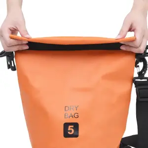Rucsac impermeabil, portocaliu, 5 L, PVC - Această geantă impermeabilă vă protejează obiectele de valoare și îmbrăcămintea de apă, nisip, praf și murdărie în timp ce navigați, faceți surf etc....