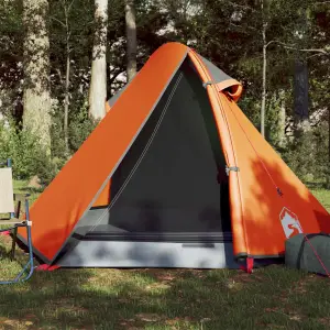 Cort camping 2 persoane gri/portocaliu 267x154x117cm tafta 185T - Acest cort de camping cu un aspect modern vă protejează de vremea neplăcută și oferă un loc confortabil pentru aventuri, oriunde. Design universal rez...