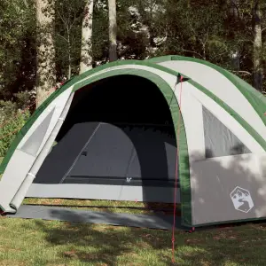Cort de camping 4 persoane, verde, 300x250x132 cm, tafta 185T - Acest cort de camping cu un aspect modern vă protejează de vremea neplăcută și oferă un loc confortabil pentru aventuri, oriunde. Design universal rez...