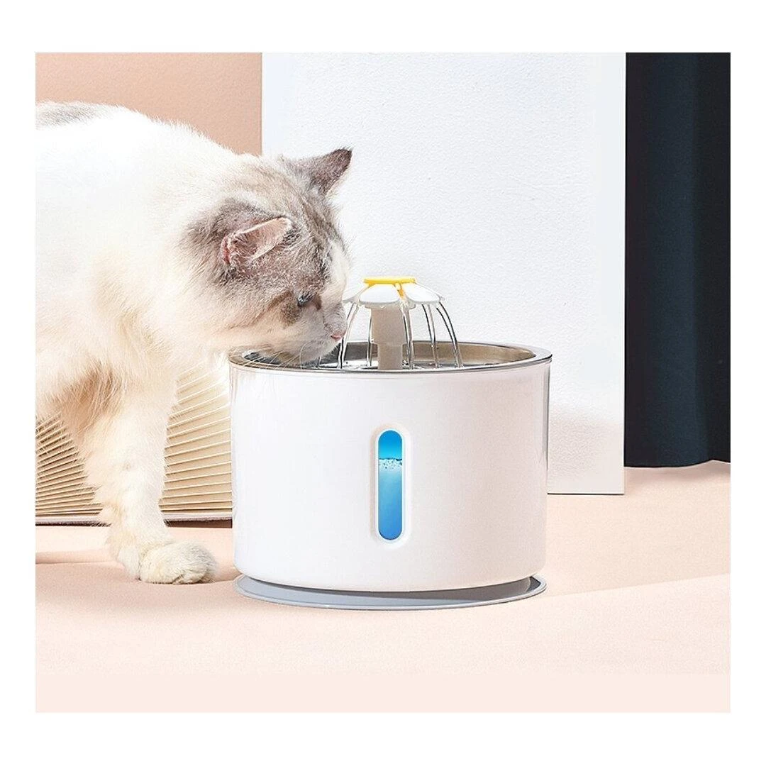 Adapator automat electric pentru caini si pisici, model Fountain, capacitate 2,4l, alimentare 5V, 1,5W - 