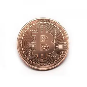 Moneda Bitcoin BTC in carcasa din plastic - 