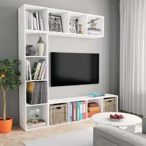 Set bibliotecă/dulap TV, 3 piese, alb, 180 x 30 x 180 cm - Având un design elegant și clasic, această bibliotecă/comodă TV va fi un element de decor practic și atrăgător în locuința dvs. Setul include 1 comodă...