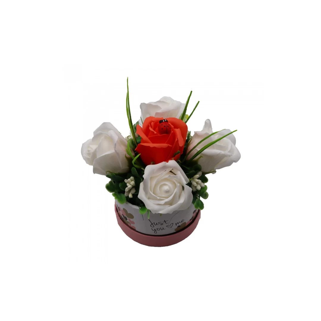 Aranjament Floral, Cutie Trandafiri,  4 Trandafiri Albi din Sapun si unul Portocaliu - 