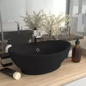 Chiuvetă lux cu preaplin, negru mat, 58,5x39 cm ceramică, oval - Acestă chiuvetă de formă ovală, realizată din ceramică premium, este o completare elegantă pentru orice baie, spălător sau toaletă. Suprafața sa mată...