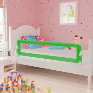 Balustradă de protecție pat copii, 2 buc., verde, 150x42 cm - Această balustradă de protecție pentru pat este ideală pentru a vă asigura că micuții dvs. nu vor cădea din pat în timpul somnului. Prevăzută cu un bu...