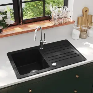 Chiuvetă bucătărie granit, bazin unic cu scurgere reversibilă, negru - Această chiuvetă de bucătărie contemporană, cu un singur bazin adânc, are un design simplu, elegant și va aduce o completare versatilă bucătăriei dvs....
