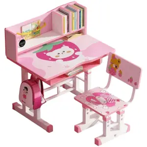 Set birou si scaunel pentru copii, imprimeu ursulet roz mare, YUPY, 75x45x65cm - Setul birou și scaunel pentru copii YUPY este perfect pentru micuții dornici să-și dezvolte creativitatea. Cu un imprimeu adorabil de ursuleț roz mare, acest set adaugă o notă de distracție și culoare în camera copilului. Dimensiunile de 75x45x65cm sunt potrivite pentru copiii mici, oferindu-le un spațiu confortabil pentru desenat, scris sau jucat.