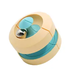 Jucarie antistress "Flow Globe" crem, 6 cm - Jucăria antistres "Flow Globe" este o minge de dimensiunea 6 cm, de culoare crem. Aceasta este concepută pentru a ajuta la relaxare și reducerea stresului, oferind o experiență vizuală plăcută. Brandul "Flow Globe" este cunoscut pentru produsele sale de înaltă calitate și designul inovator.
